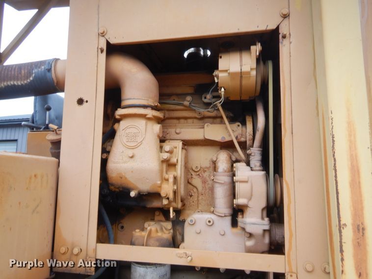 image for item HB9491 Ingram 9-2800  pneumatic roller