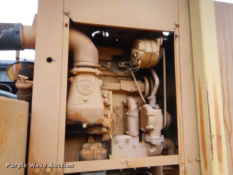 image for item HB9491 Ingram 9-2800  pneumatic roller