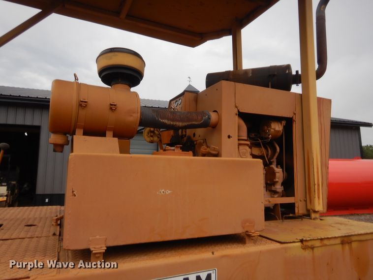 image for item HB9491 Ingram 9-2800  pneumatic roller