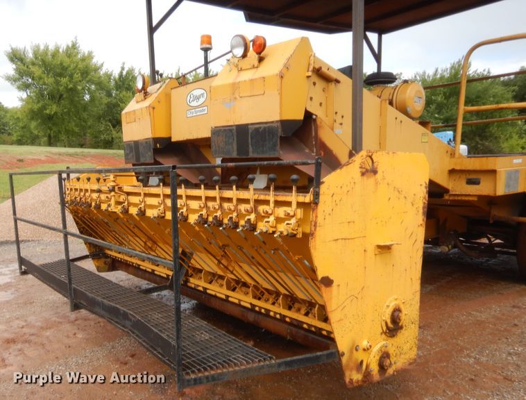 image for item HB9492 Entyre  chip spreader