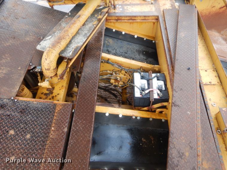 image for item HB9492 Entyre  chip spreader