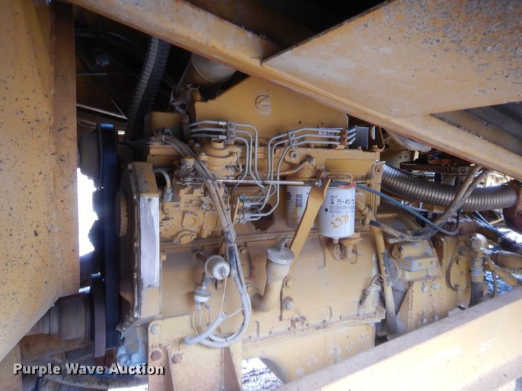image for item HB9492 Entyre  chip spreader