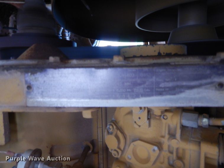image for item HB9492 Entyre  chip spreader