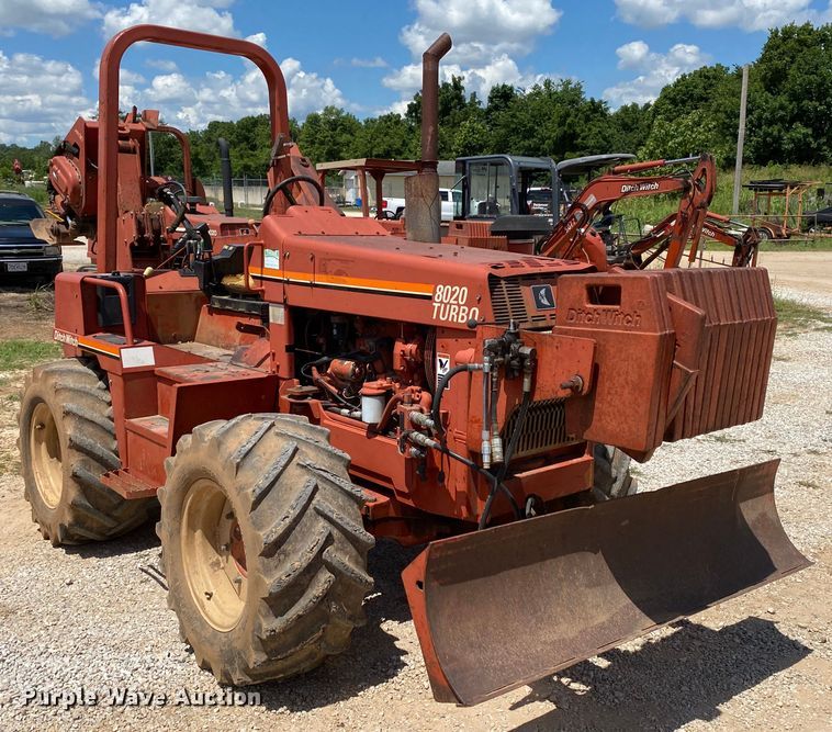 image for item HG9179 2000 Ditch Witch 8020T  cable plow