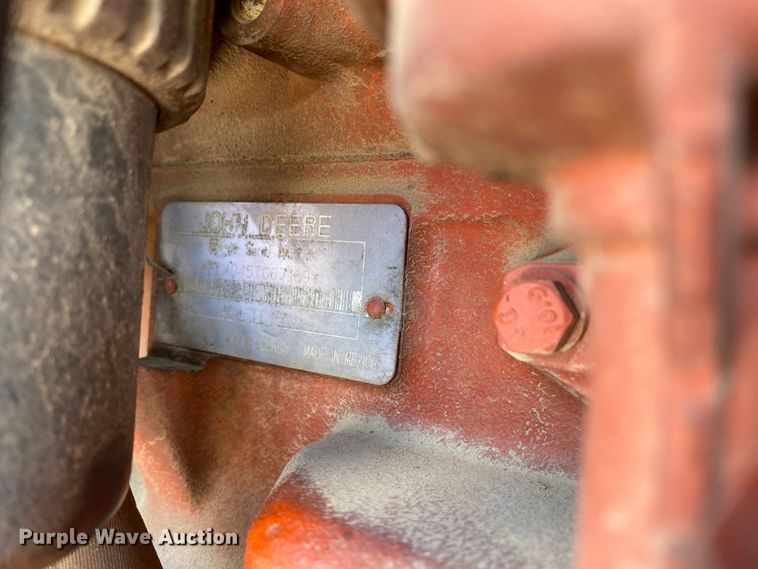 image for item HG9179 2000 Ditch Witch 8020T  cable plow