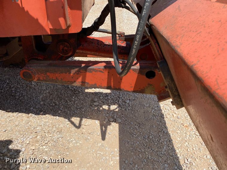 image for item HG9179 2000 Ditch Witch 8020T  cable plow