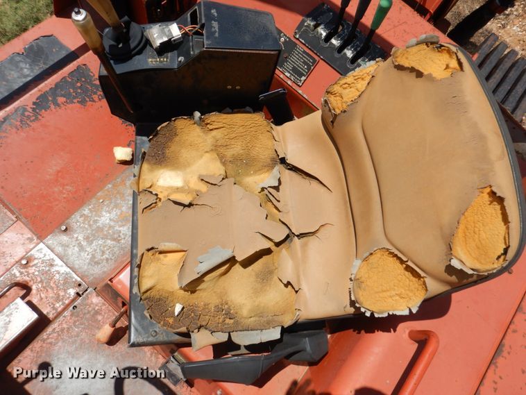 image for item HG9180 Ditch Witch 8020  cable plow