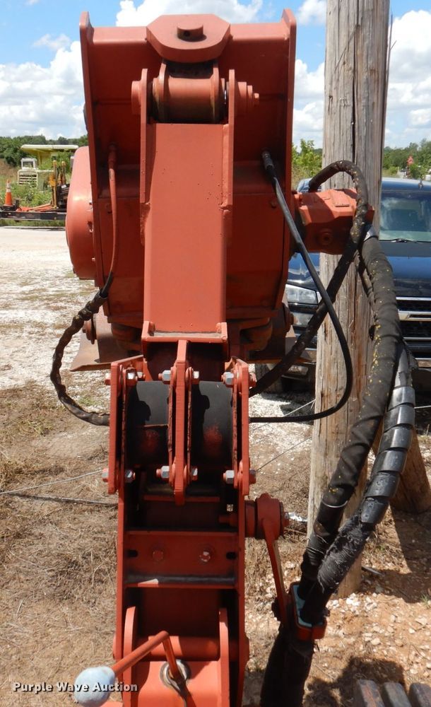 image for item HG9180 Ditch Witch 8020  cable plow
