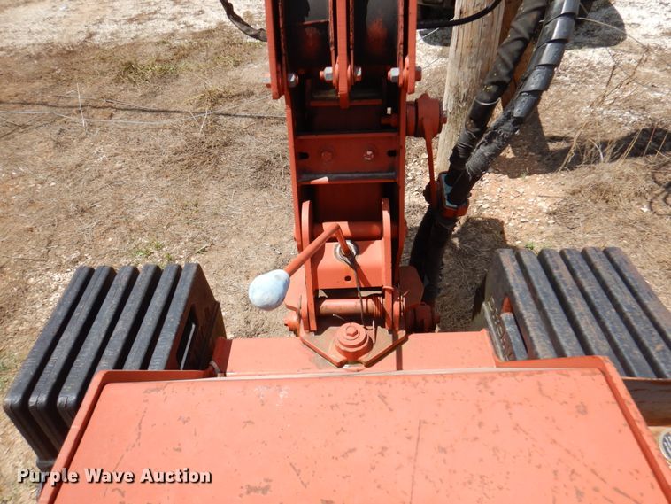 image for item HG9180 Ditch Witch 8020  cable plow