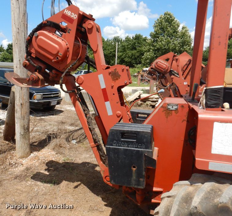 image for item HG9180 Ditch Witch 8020  cable plow