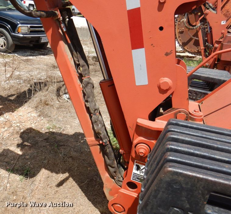 image for item HG9180 Ditch Witch 8020  cable plow