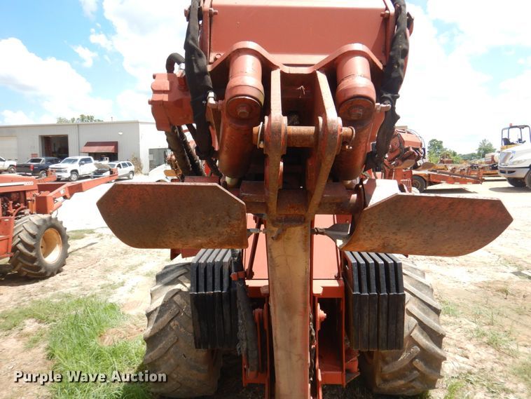 image for item HG9180 Ditch Witch 8020  cable plow