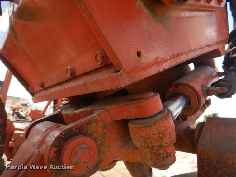 image for item HG9180 Ditch Witch 8020  cable plow