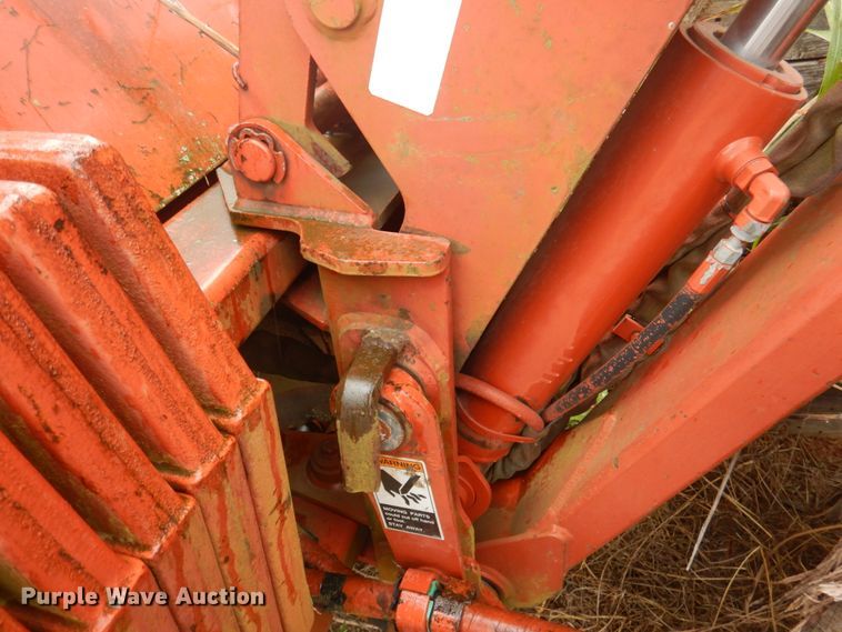 image for item HG9182 2000 Ditch Witch 8020  cable plow