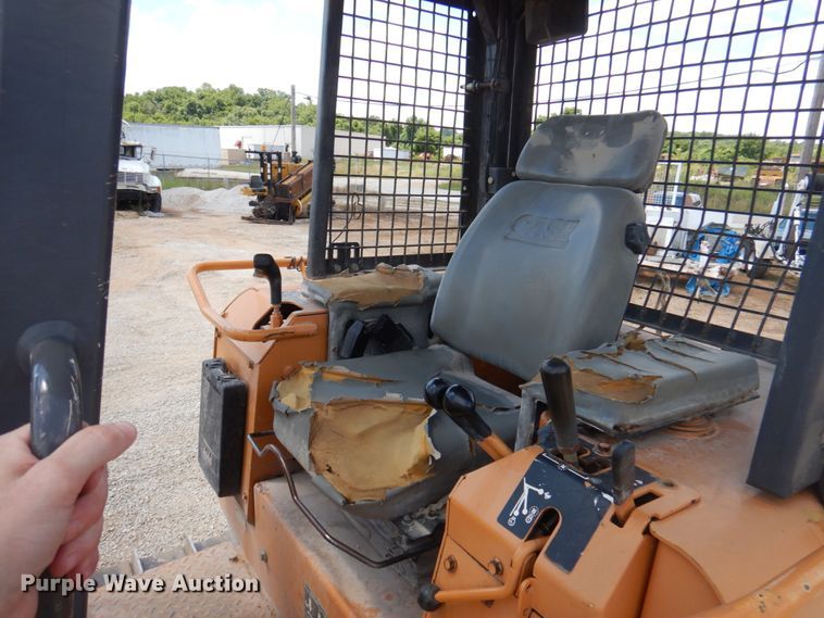 image for item HG9183 2004 Case 550H LT  dozer