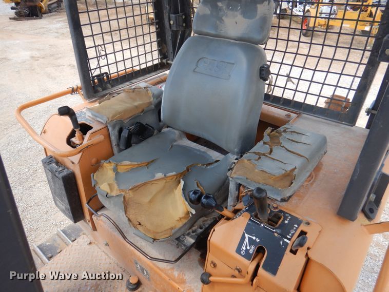 image for item HG9183 2004 Case 550H LT  dozer