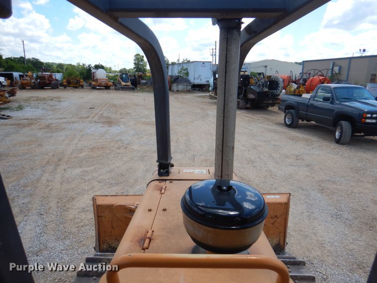 image for item HG9183 2004 Case 550H LT  dozer