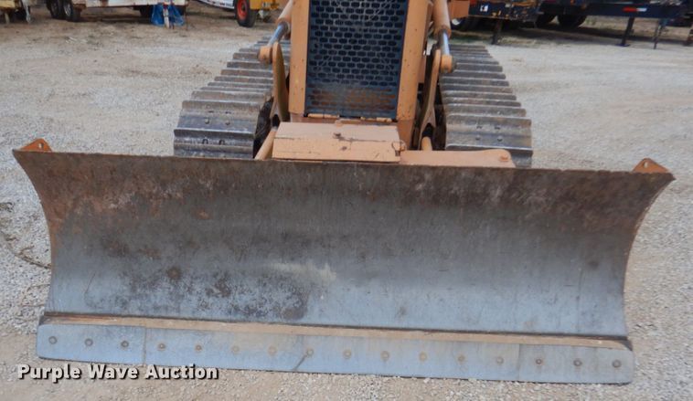 image for item HG9183 2004 Case 550H LT  dozer