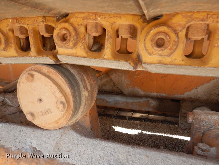 image for item HG9183 2004 Case 550H LT  dozer