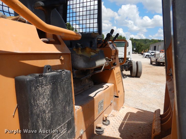 image for item HG9183 2004 Case 550H LT  dozer