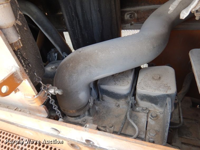 image for item HG9183 2004 Case 550H LT  dozer