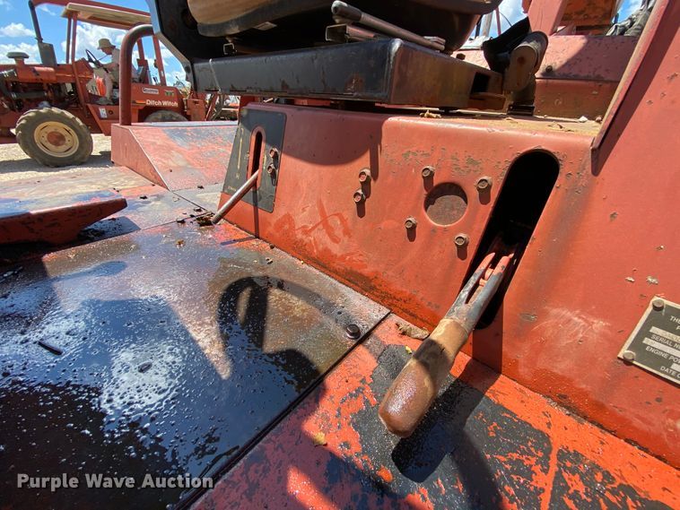 image for item HG9184 Ditch Witch 8020  cable plow