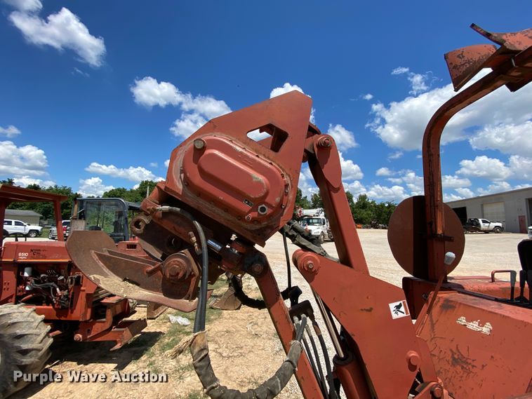 image for item HG9184 Ditch Witch 8020  cable plow