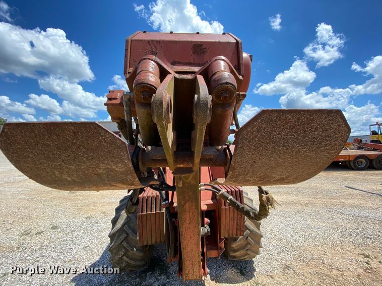 image for item HG9184 Ditch Witch 8020  cable plow