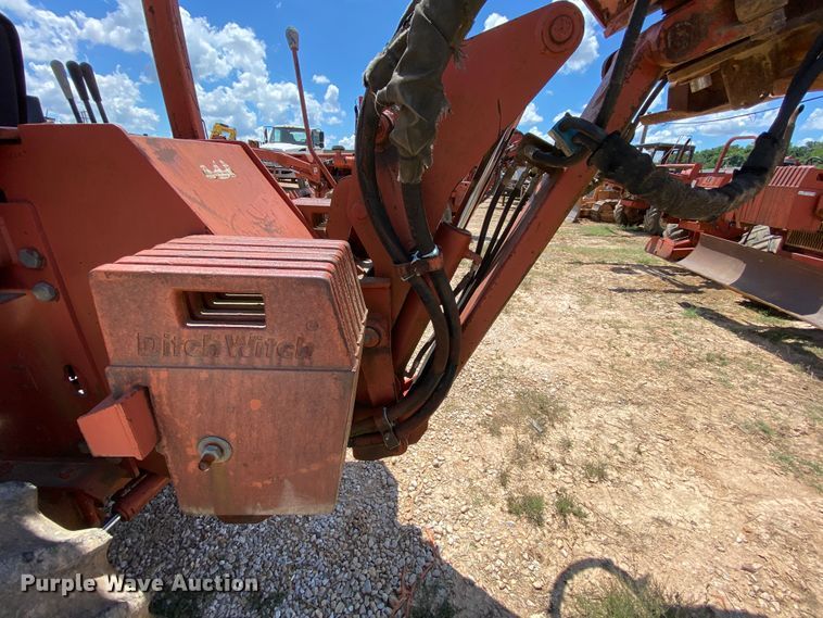 image for item HG9184 Ditch Witch 8020  cable plow