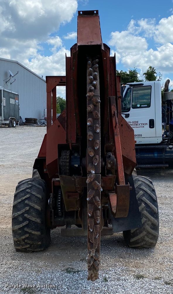 image for item HG9185 Ditch Witch 6510DD  rock saw