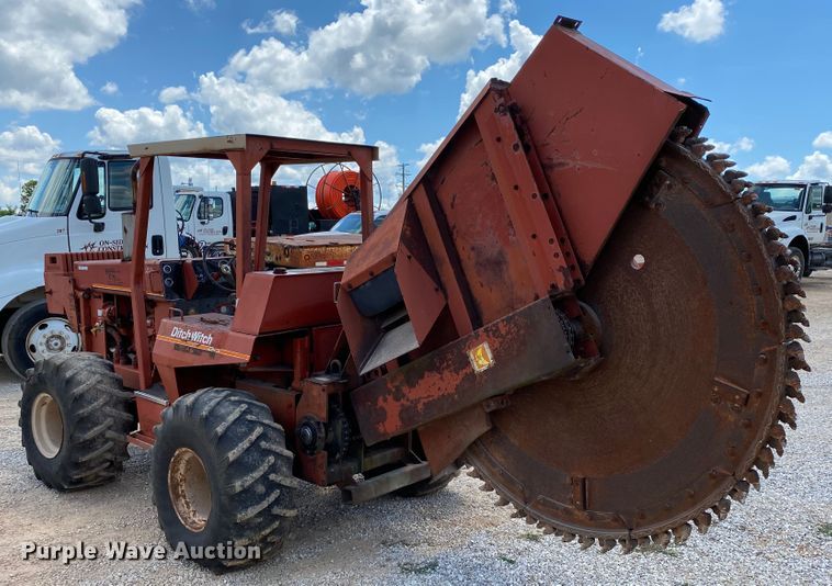 image for item HG9185 Ditch Witch 6510DD  rock saw