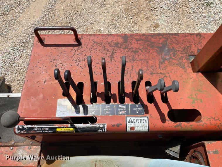 image for item HG9185 Ditch Witch 6510DD  rock saw