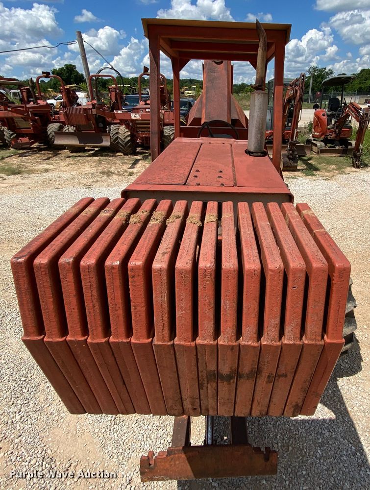 image for item HG9185 Ditch Witch 6510DD  rock saw