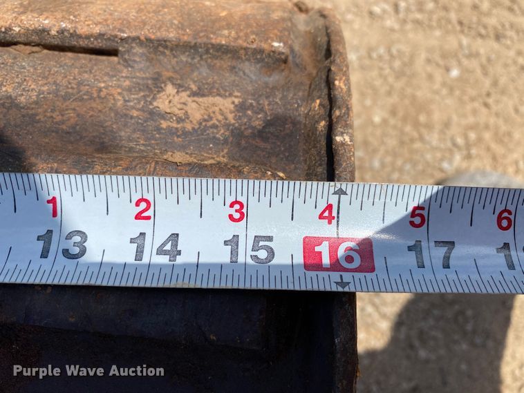 image for item HG9205 2005 Ditch Witch MX352  mini excavator