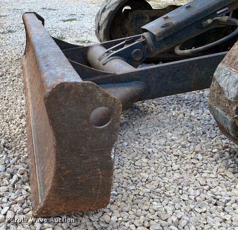 image for item HG9205 2005 Ditch Witch MX352  mini excavator