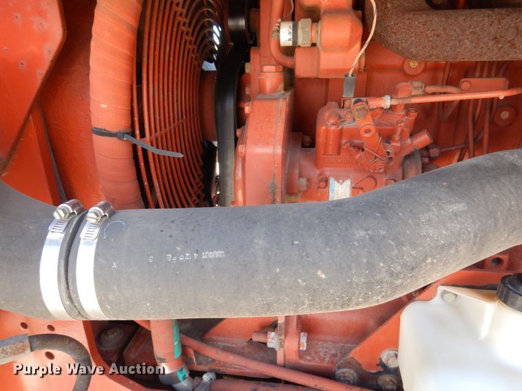 image for item HG9206 2001 Ditch Witch 8020  cable plow