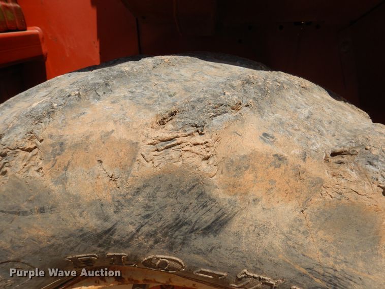 image for item HG9206 2001 Ditch Witch 8020  cable plow