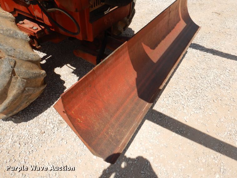 image for item HG9206 2001 Ditch Witch 8020  cable plow