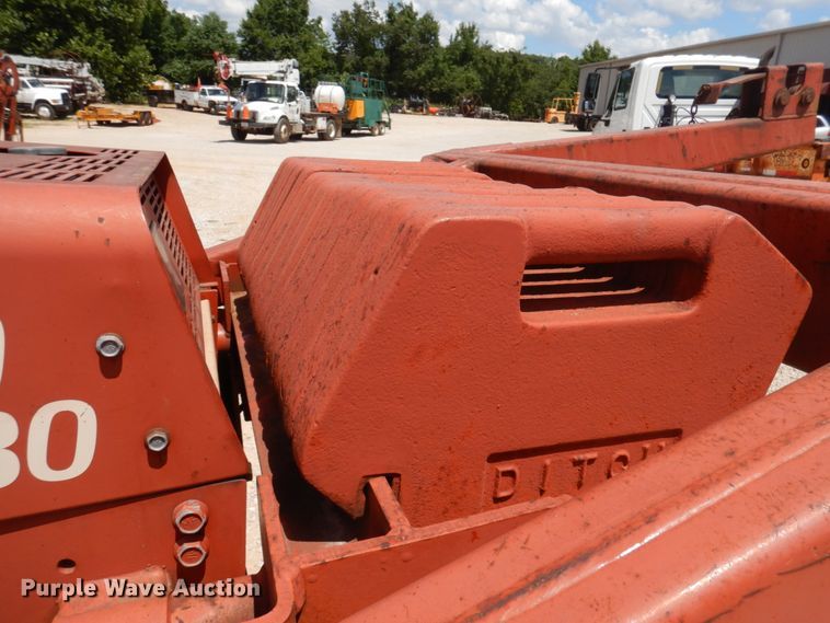 image for item HG9206 2001 Ditch Witch 8020  cable plow