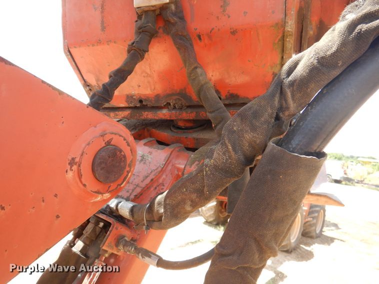 image for item HG9206 2001 Ditch Witch 8020  cable plow