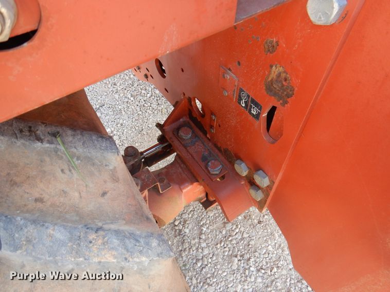 image for item HG9206 2001 Ditch Witch 8020  cable plow