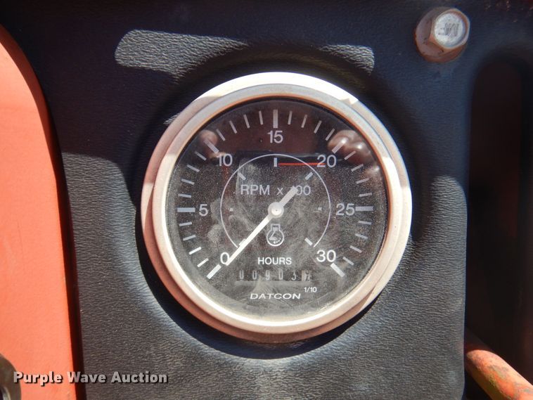 image for item HG9207 2001 Ditch Witch 8020  cable plow