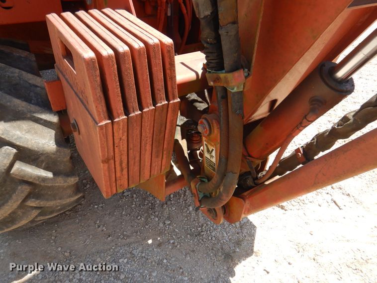 image for item HG9207 2001 Ditch Witch 8020  cable plow