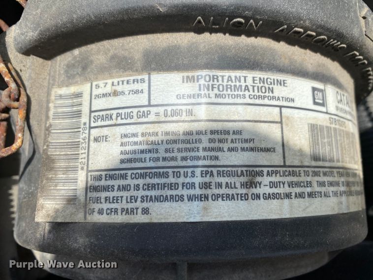 image for item HG9208 2002 Chevrolet Express 3500  box truck