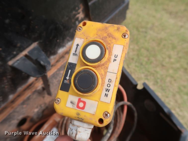 image for item HJ9323 2018 Big Tex 10SR dump trailer