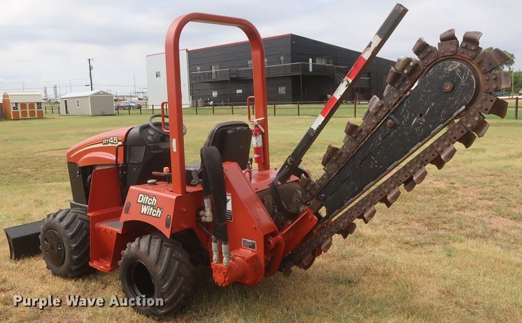 image for item HJ9324 2012 Ditch Witch RT45  trencher