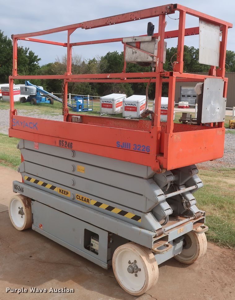 image for item HJ9325 Skyjack SJIII 3226  scissor lift