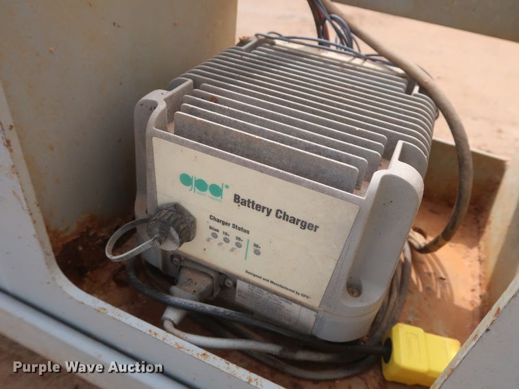 image for item HJ9325 Skyjack SJIII 3226  scissor lift