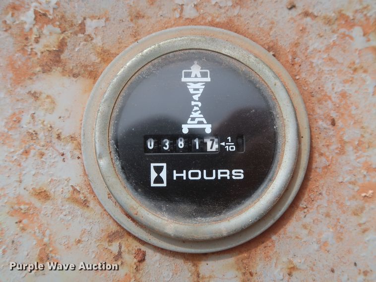 image for item HJ9325 Skyjack SJIII 3226  scissor lift