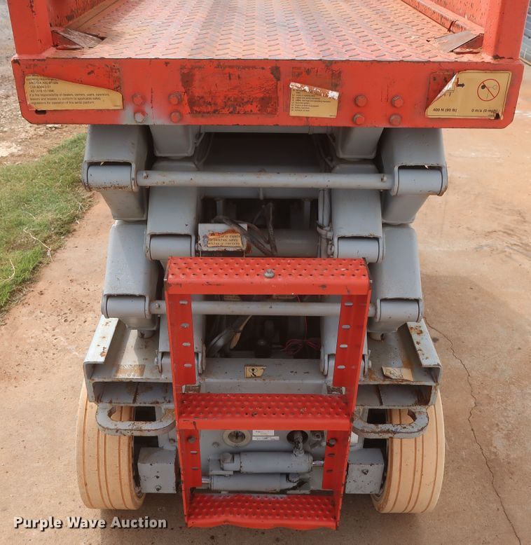 image for item HJ9325 Skyjack SJIII 3226  scissor lift